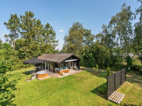 Holiday Home Edny - 210m from the sea by Interhome, Bogø By